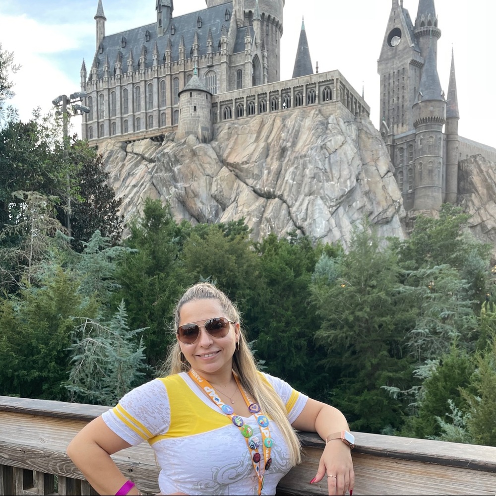 Meet your Posher, Hayley